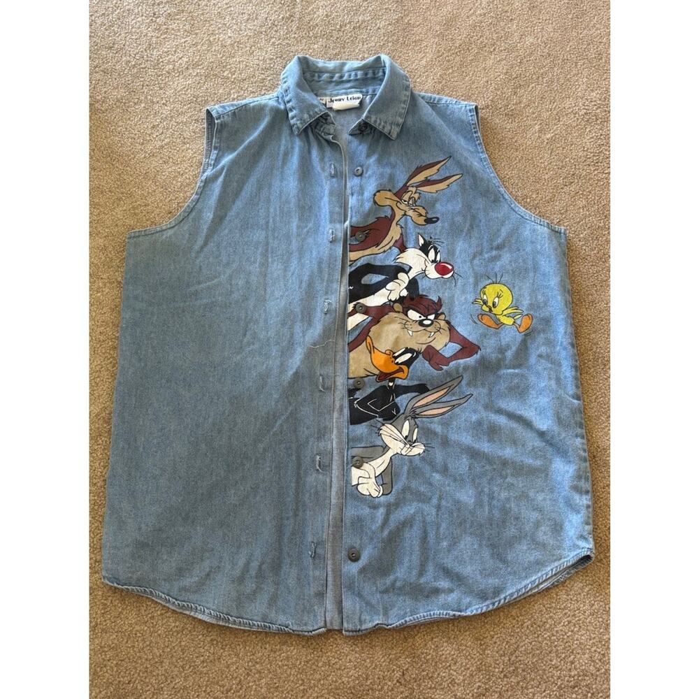 Vintage Looney Tunes Sleeveless Button Up With Collar